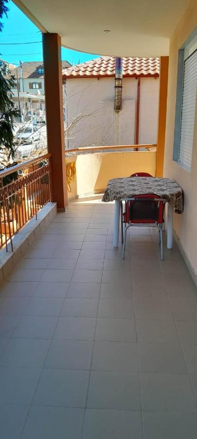 Elle Apartment By Alp Hospitality Services Nea Kallikrateia Bagian luar foto